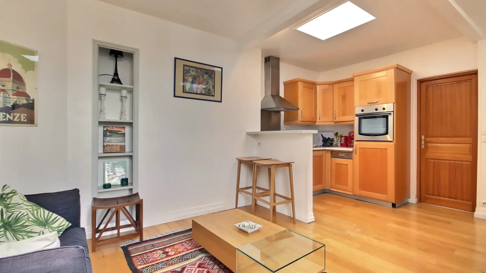 Flat Rue des Martyrs in Paris