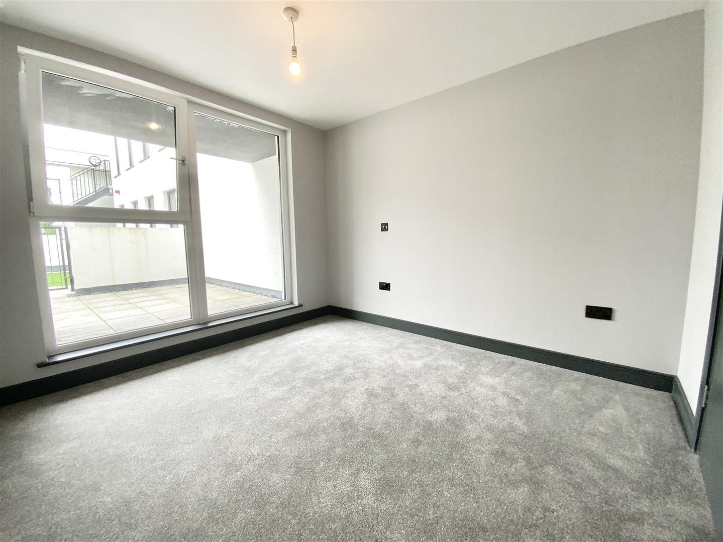 Flat Windsor Road in Penarth