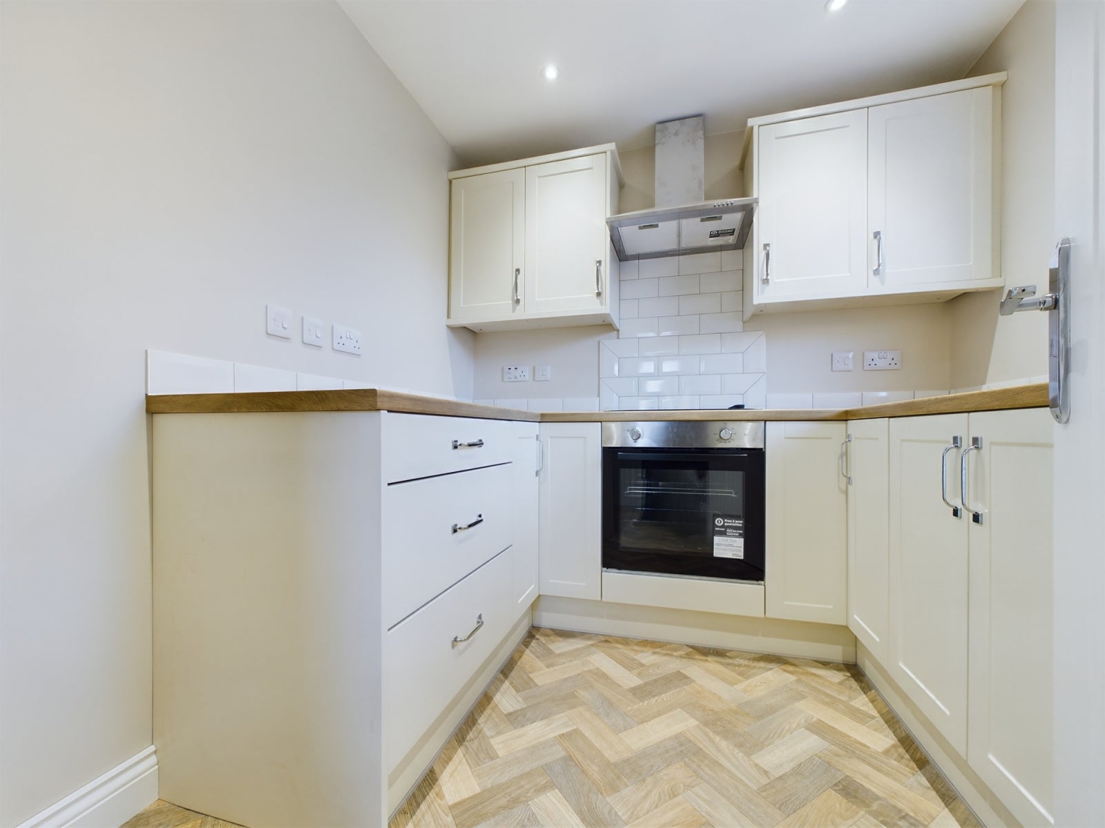 House Balmoral Close in Bridlington