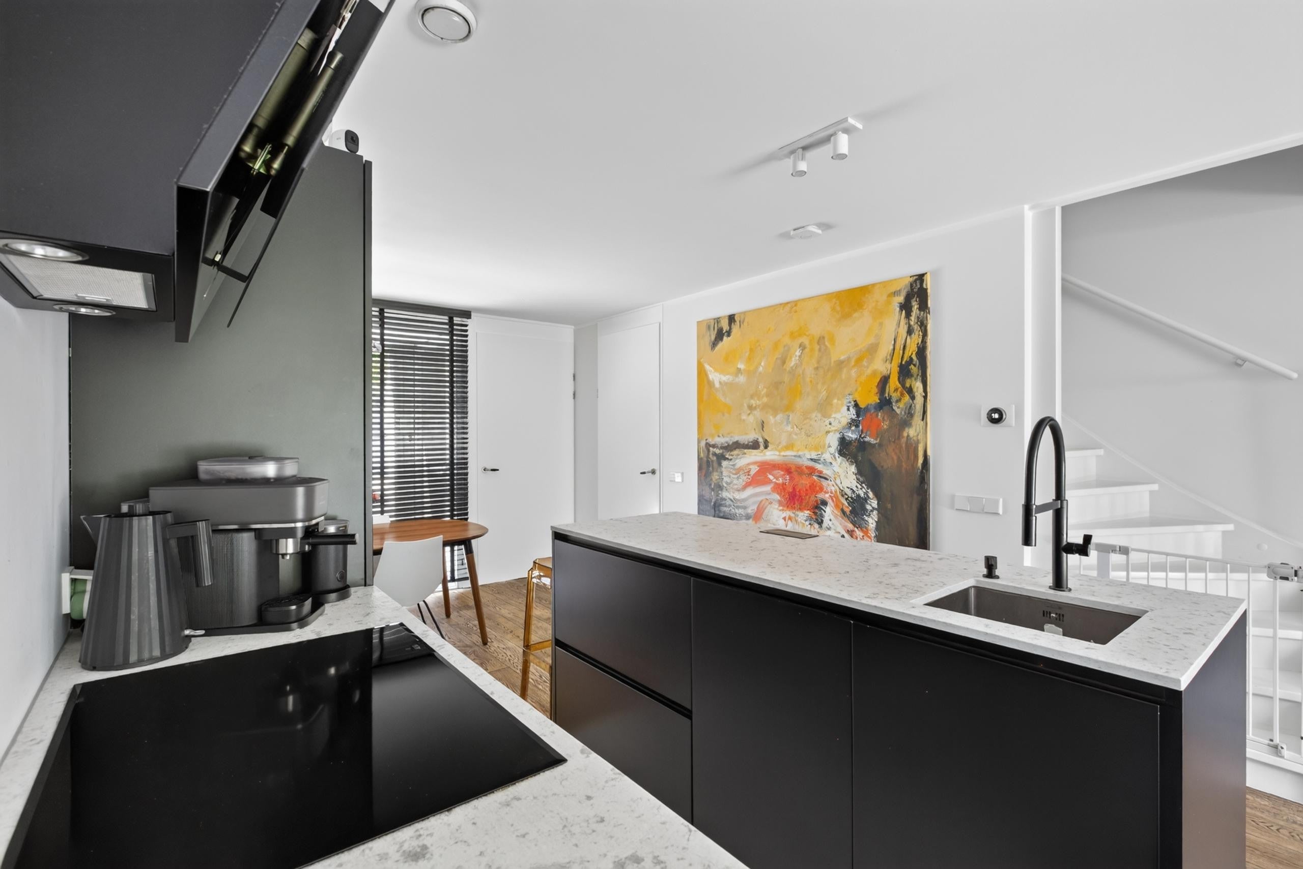 Woning te huur: Mattenbiesstraat, Amsterdam
