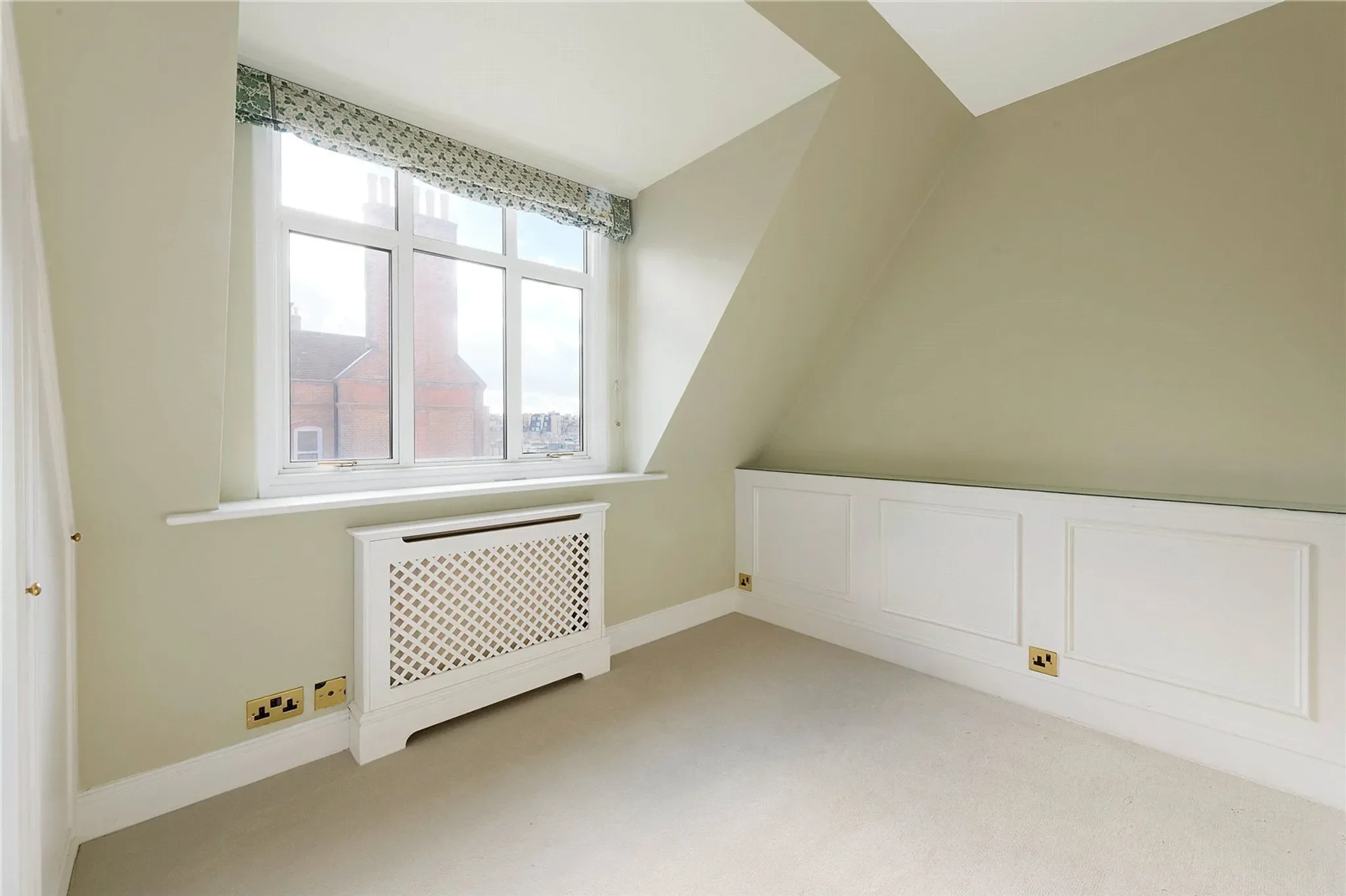Flat Cadogan Square in Greater London