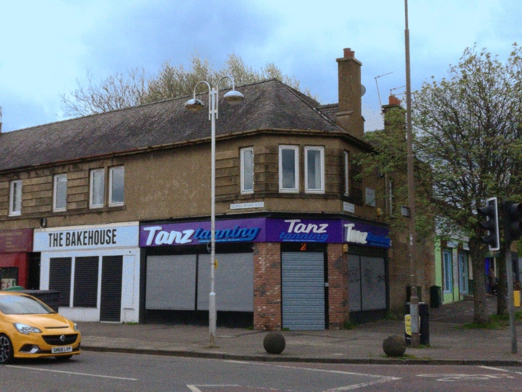 Flat Niddrie Mains Road in City of Edinburgh