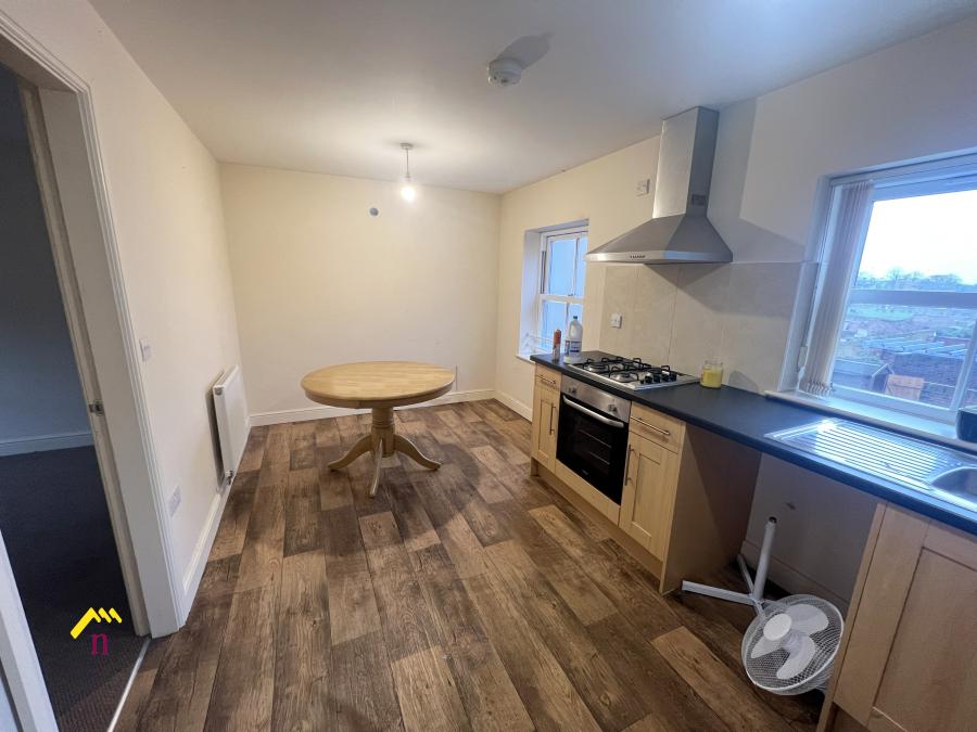 Flat Rainbow Close in Doncaster