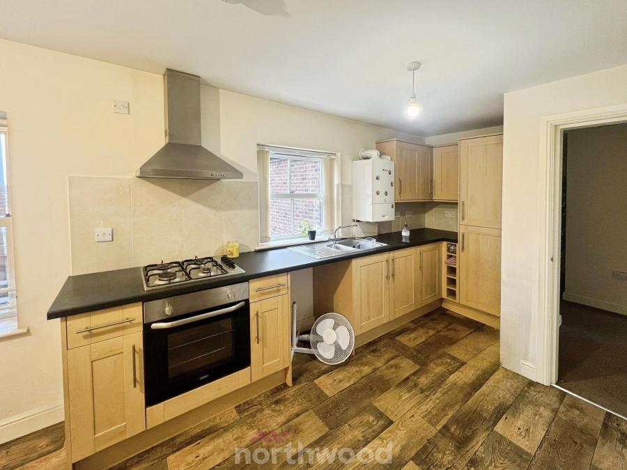 Flat Rainbow Close in Doncaster