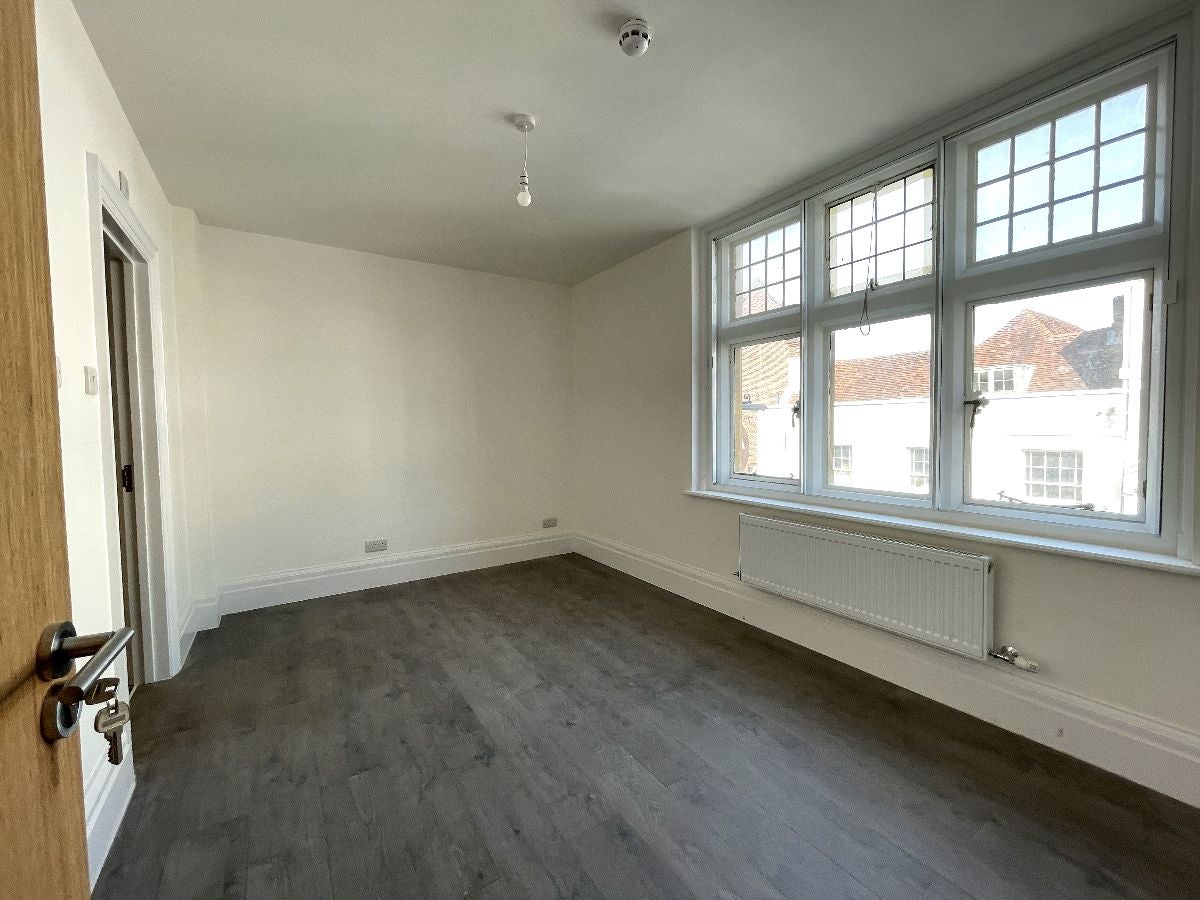 Room High Street in Rother