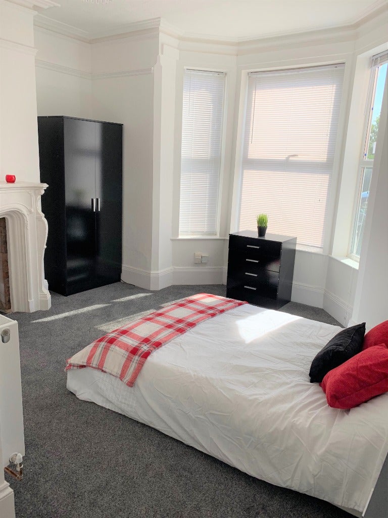Room Grosvenor Road in Rugby