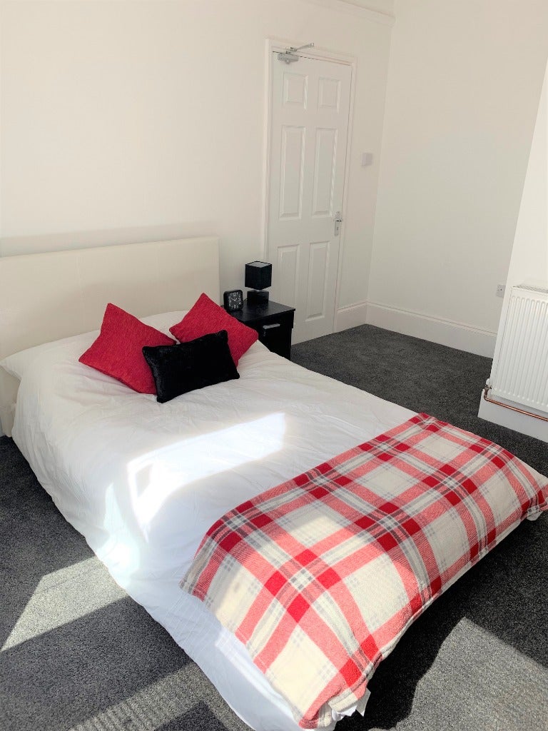 Flat Grosvenor Road in Rugby