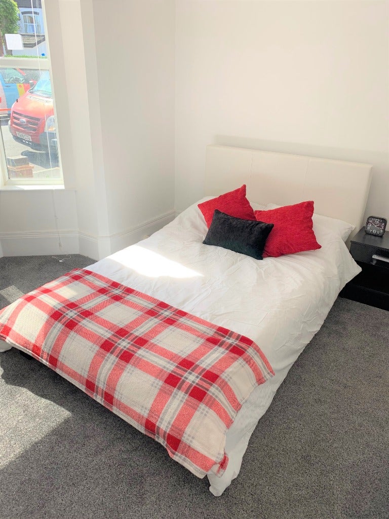 Room Grosvenor Road in Rugby