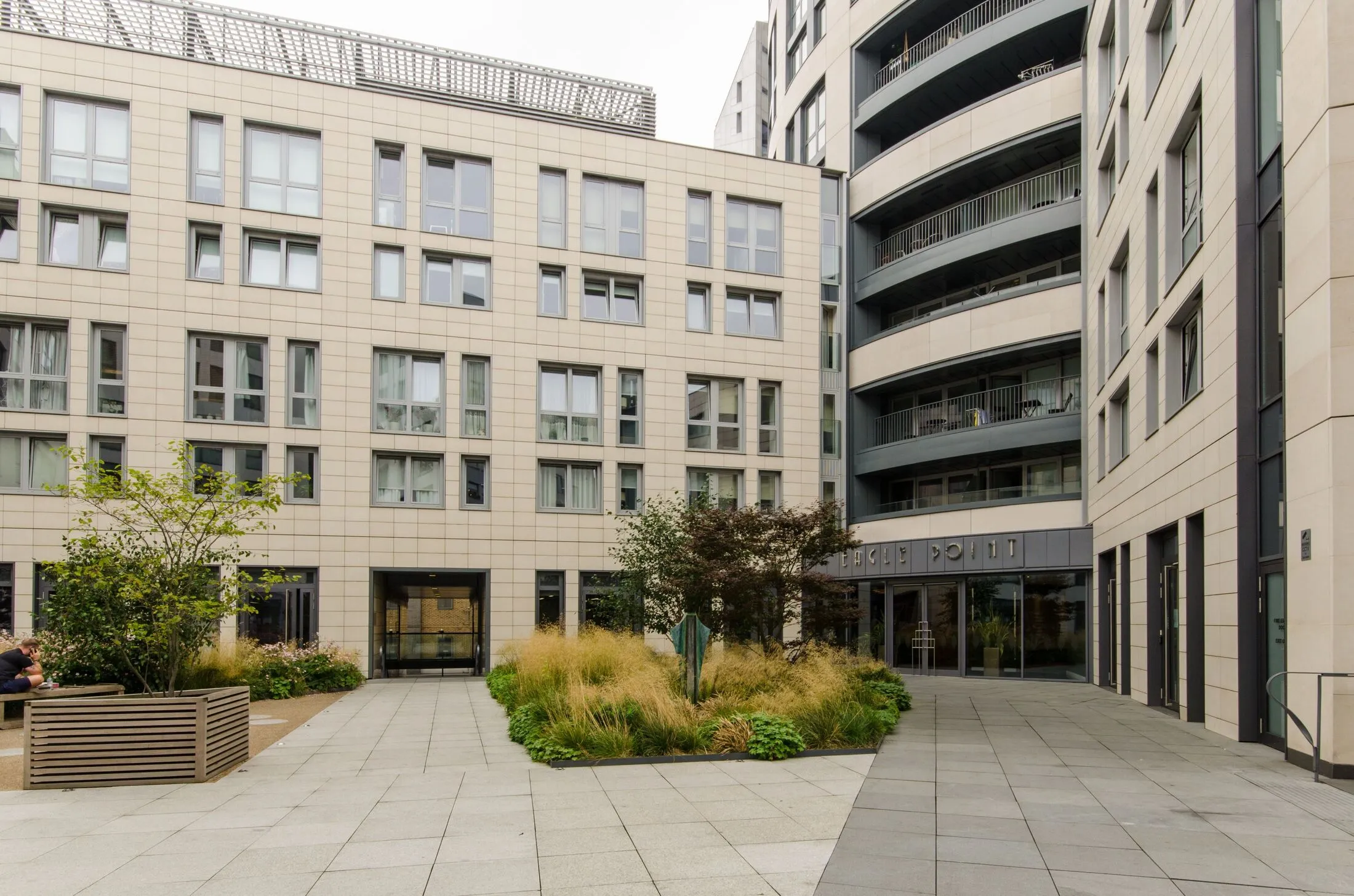 Flat City Road in Greater London
