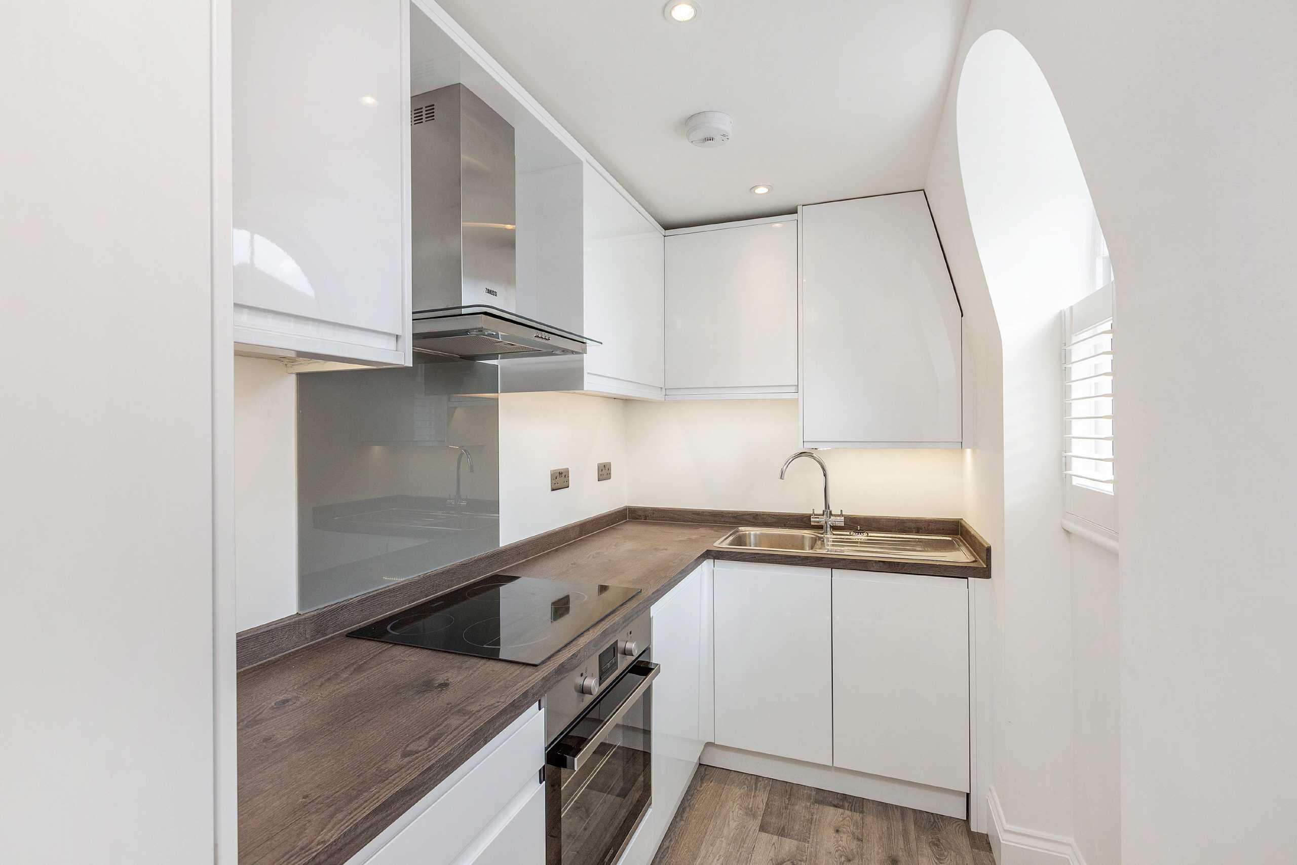 Flat The Broadway in Greater London