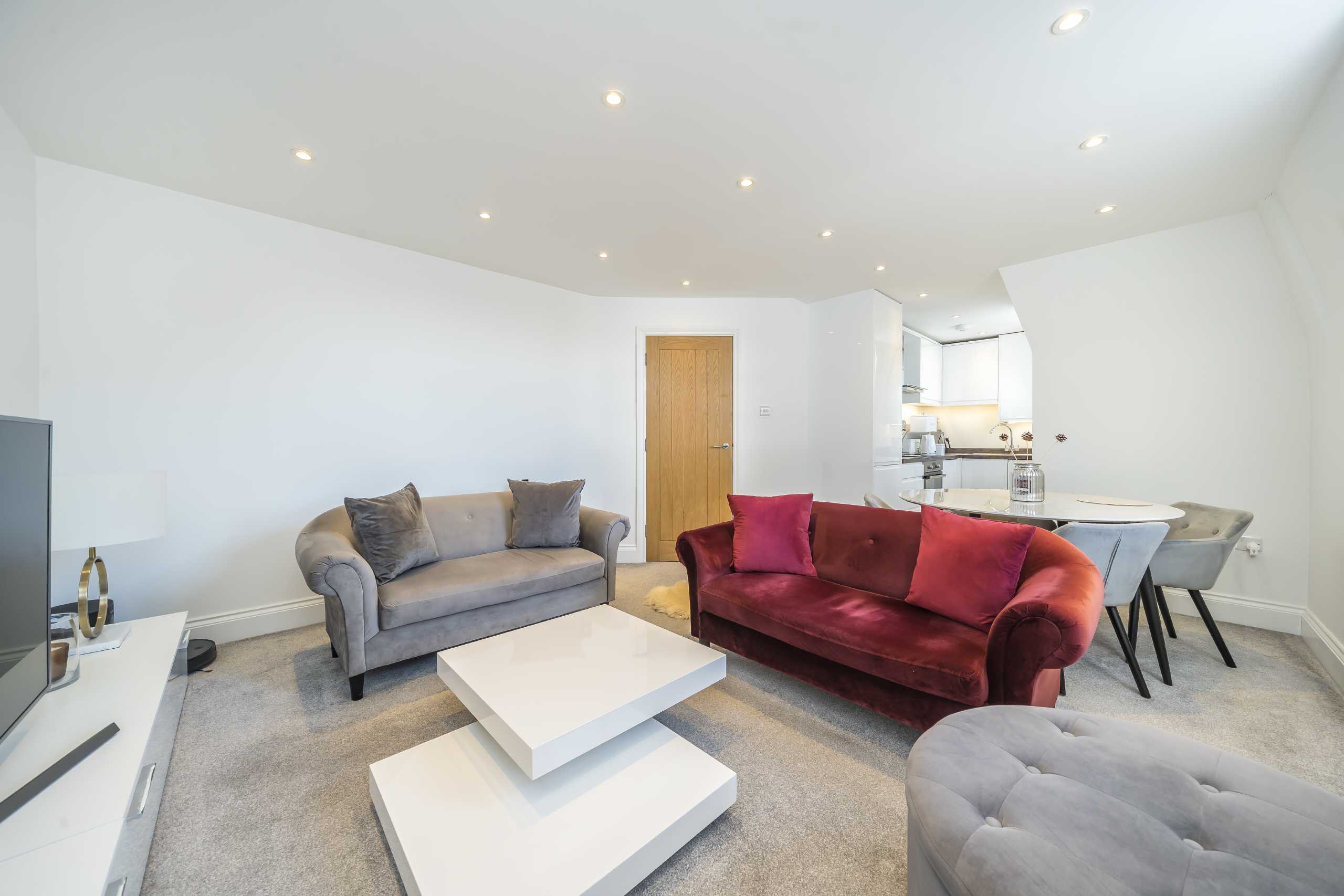 Flat The Broadway in Greater London