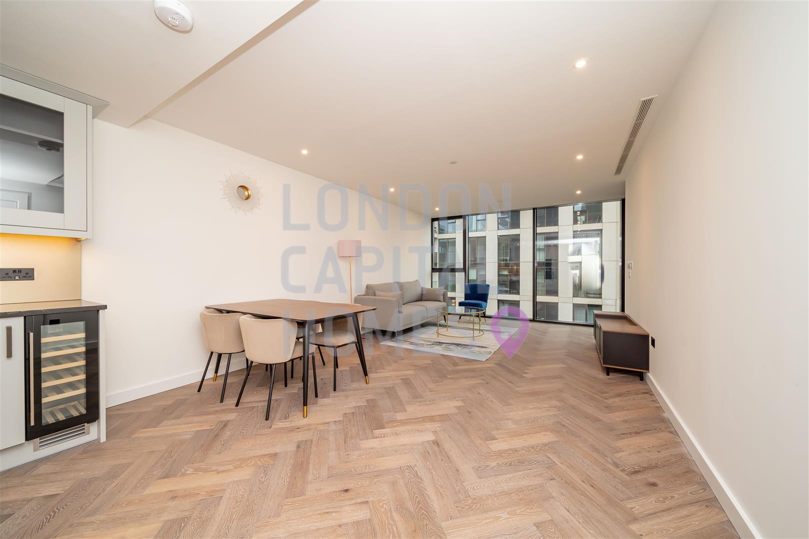 Flat Pennington Quay Walk in Greater London