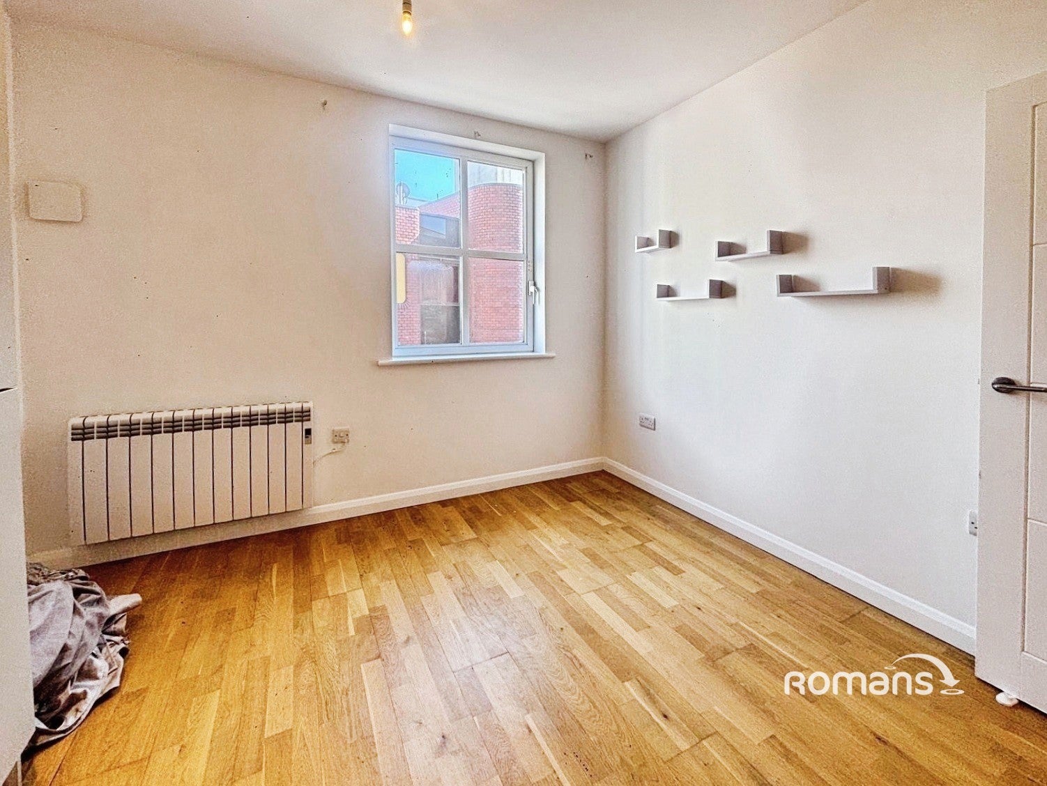 Flat Mendy Street in High Wycombe
