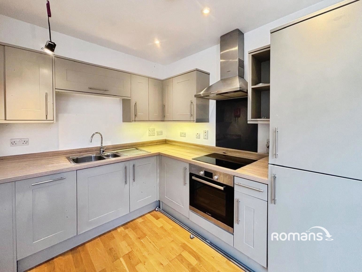 Flat Mendy Street in High Wycombe