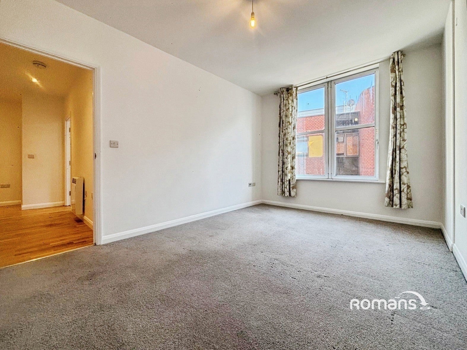 Flat Mendy Street in High Wycombe