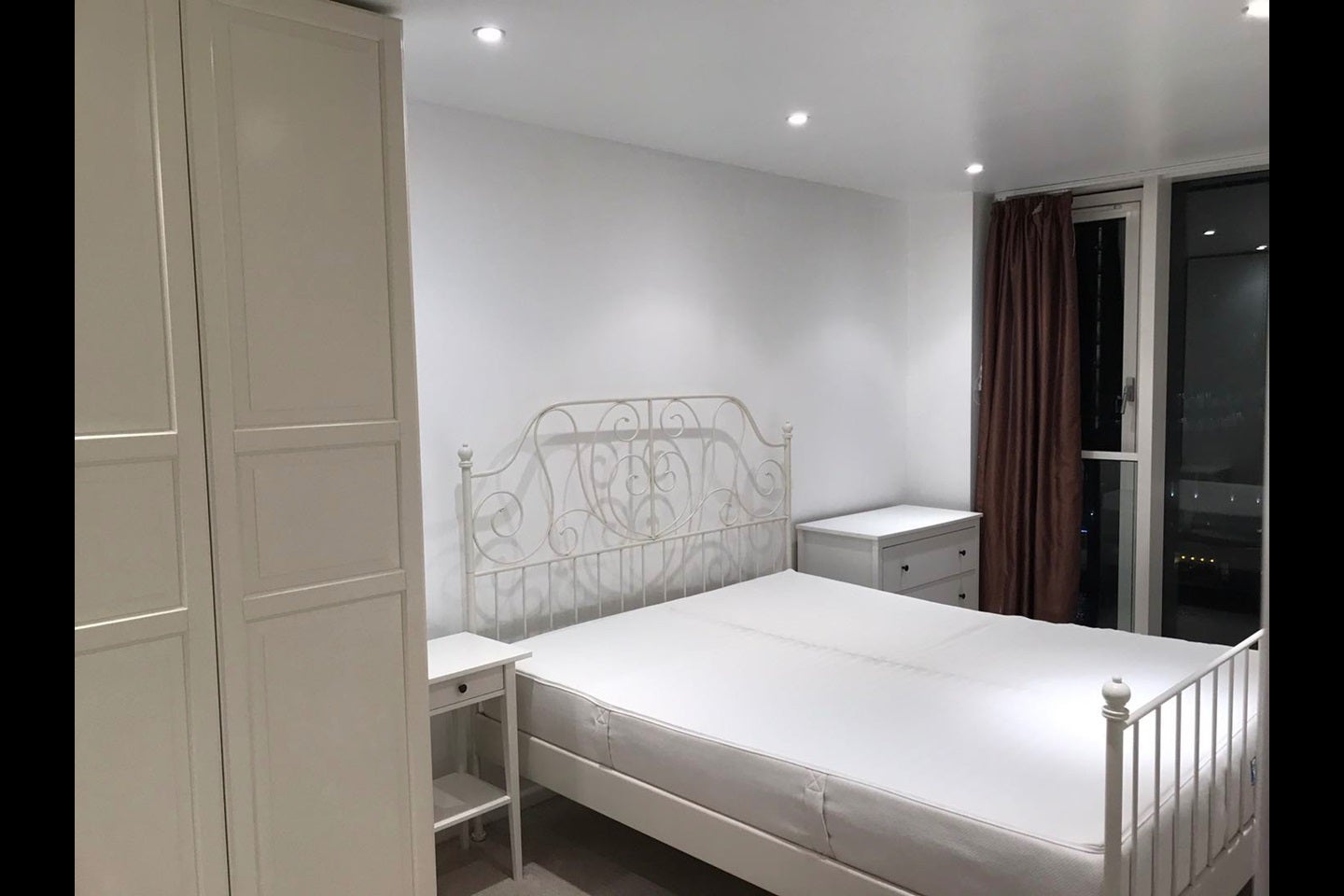 Flat Millharbour in Greater London