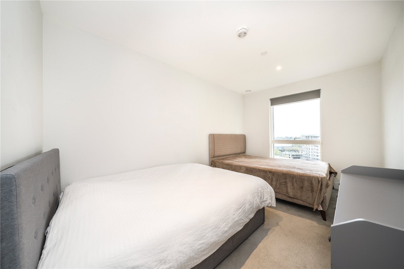 Flat Kidbrooke Park Road in Greater London