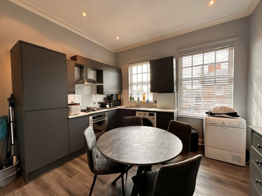Flat Dower Chase in Escrick