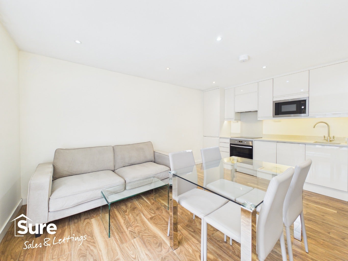 Flat Brunel Court in Dacorum