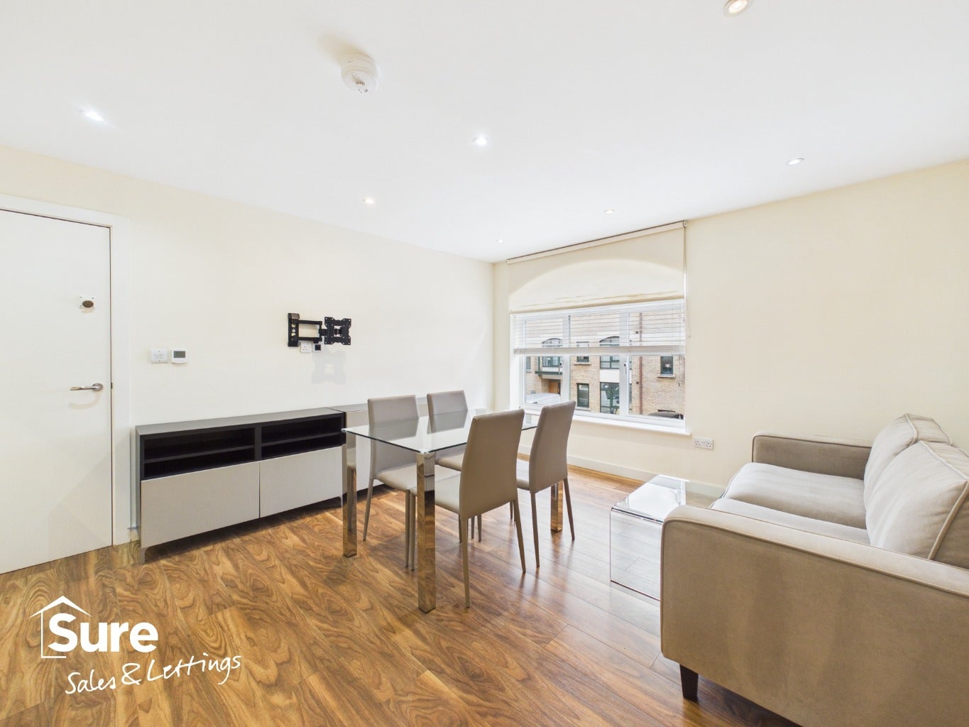 Flat Brunel Court in Dacorum