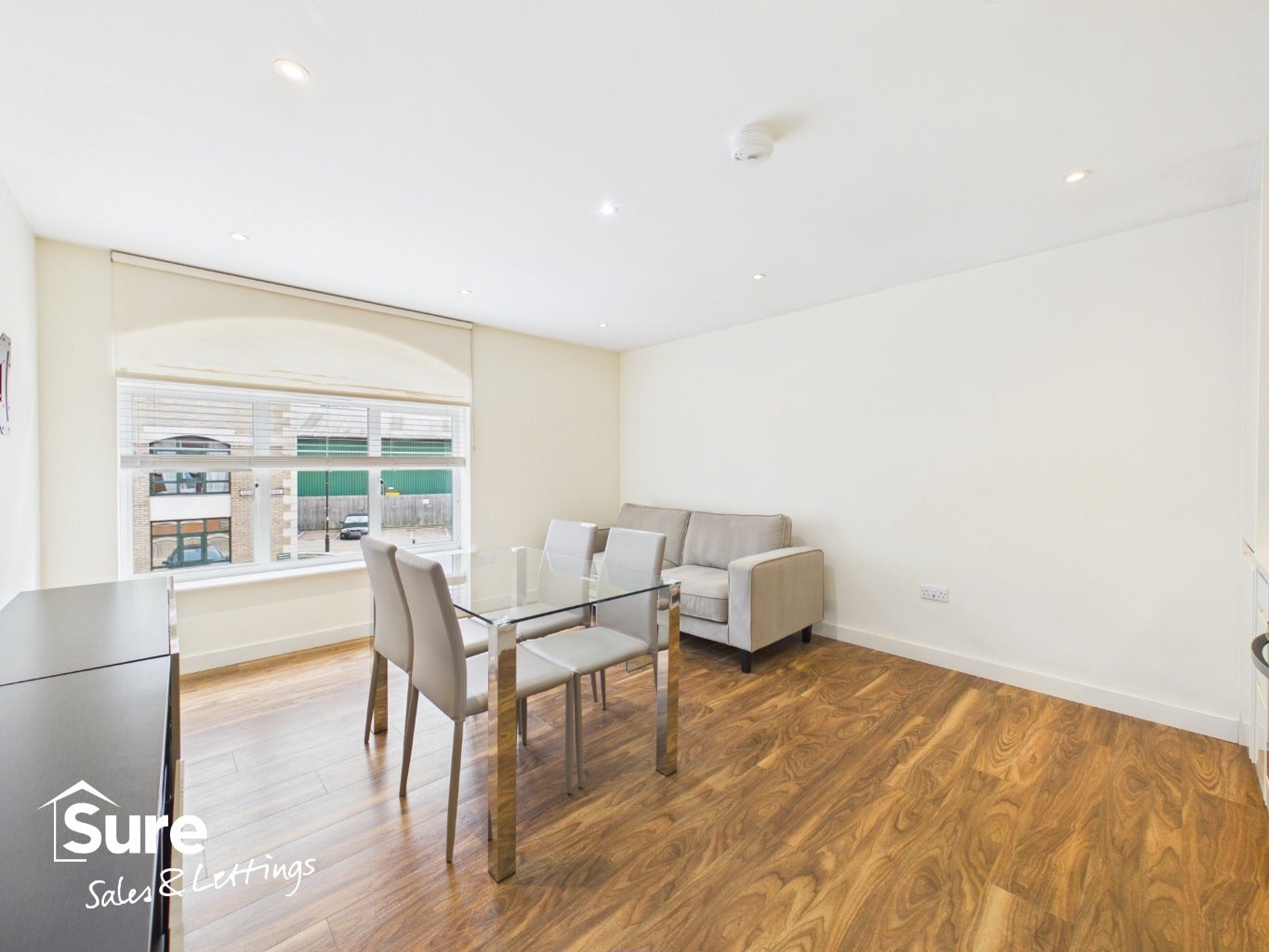 Flat Brunel Court in Dacorum