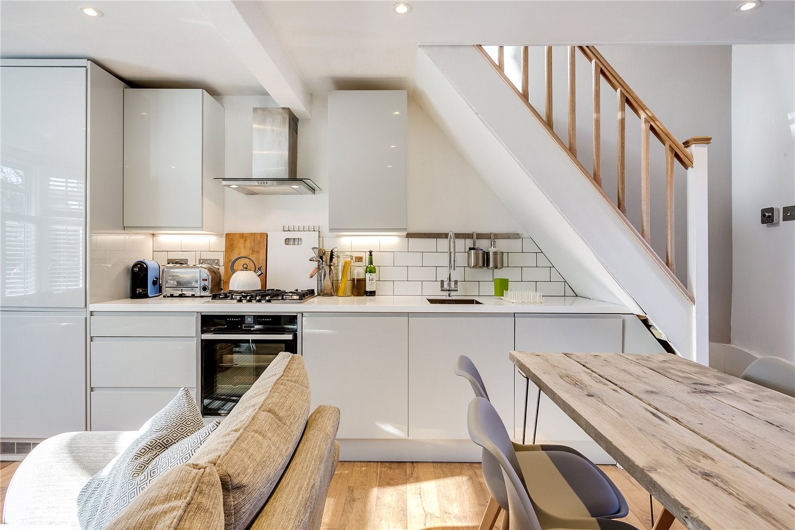 Flat Robson Road in Greater London