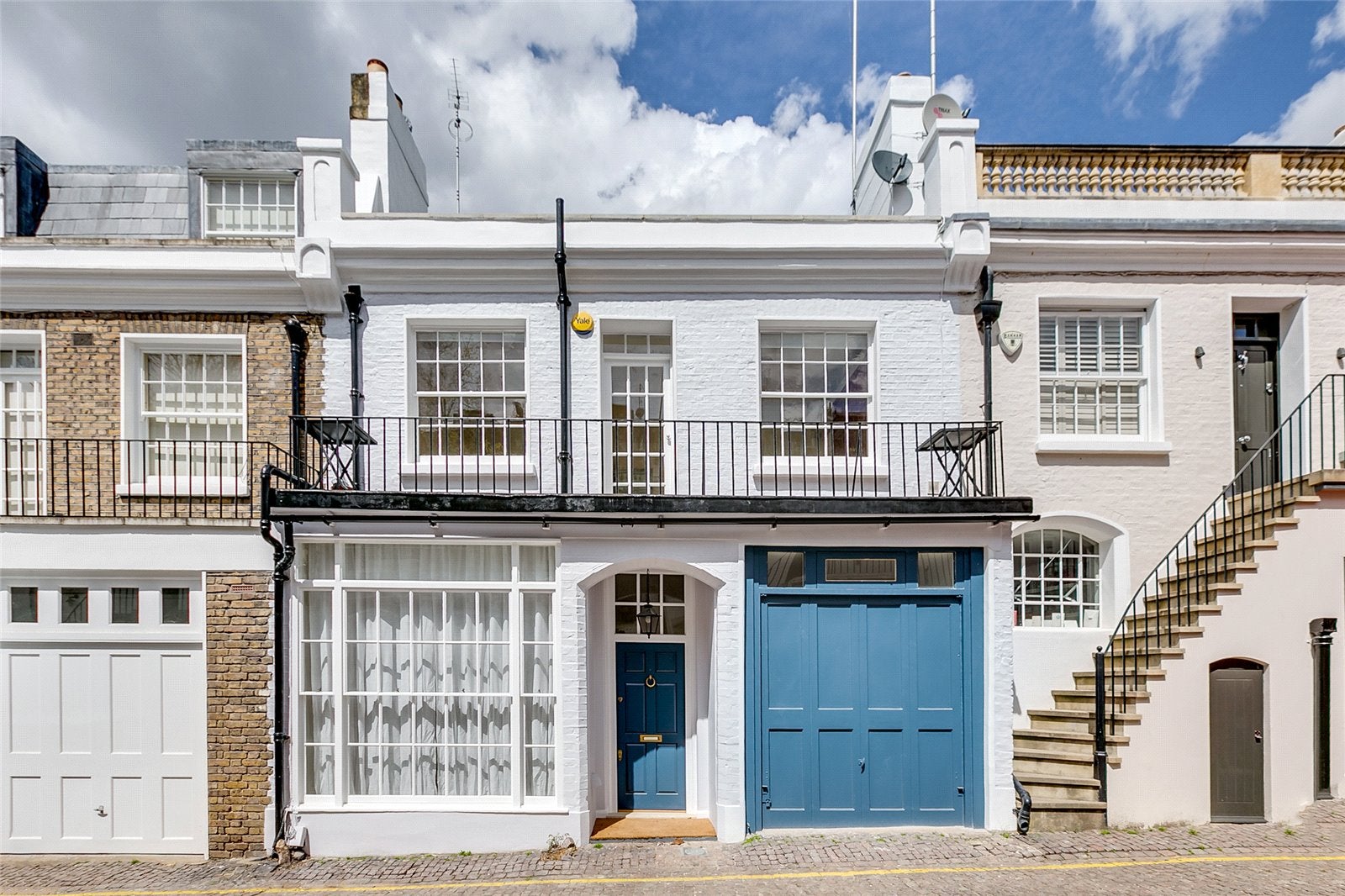 House Holland Park Mews in Greater London