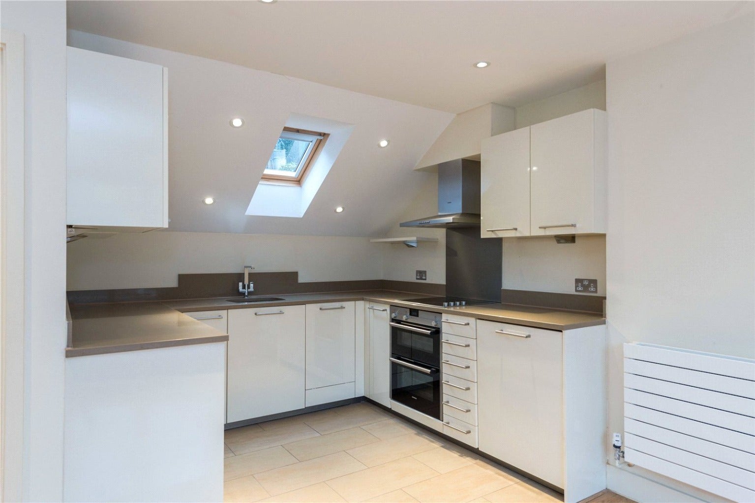 Flat Gower Mews in London
