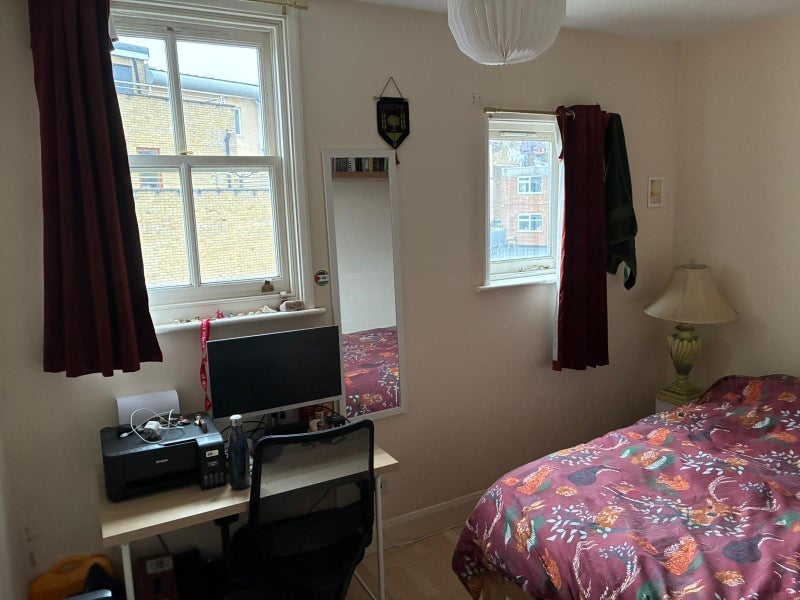 Room Tanners Hill in Greater London