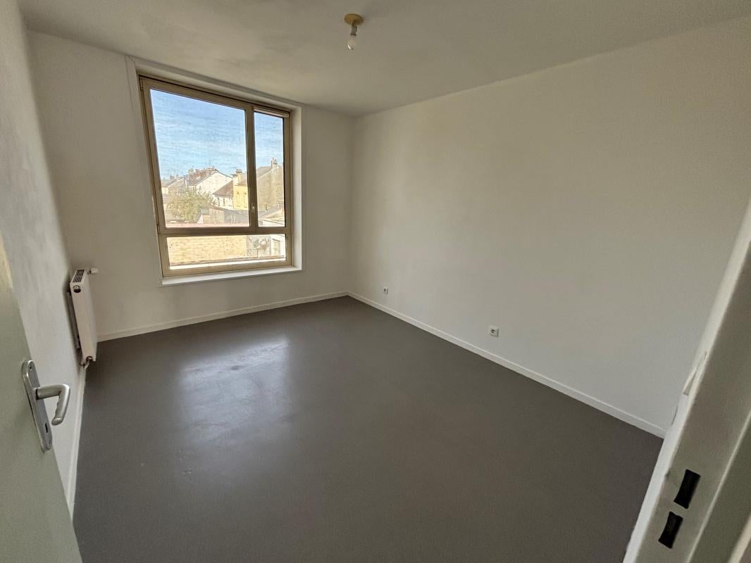 Appartement Place Lucien Bauchart à Charleville-Mézières