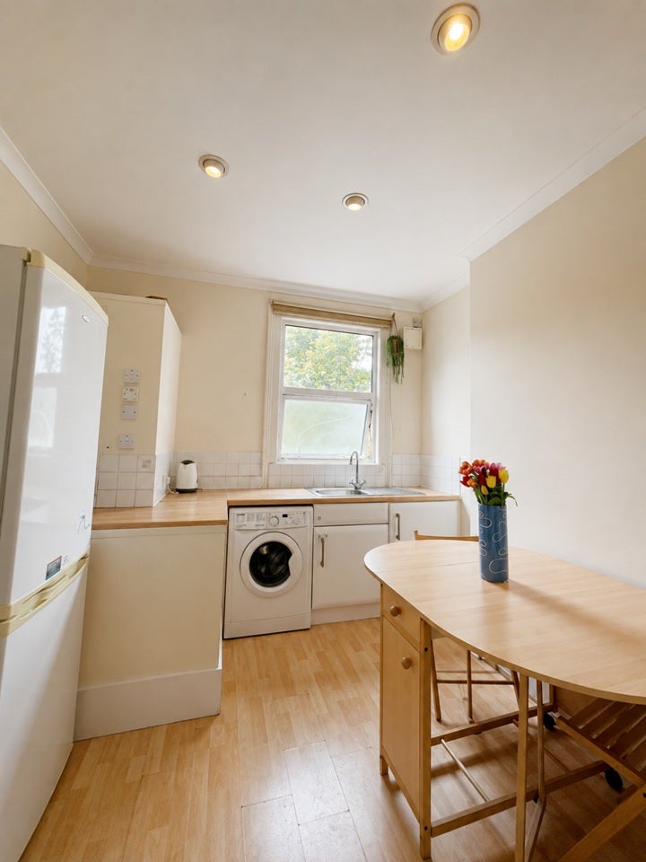 Room Evelyn Street in Greater London