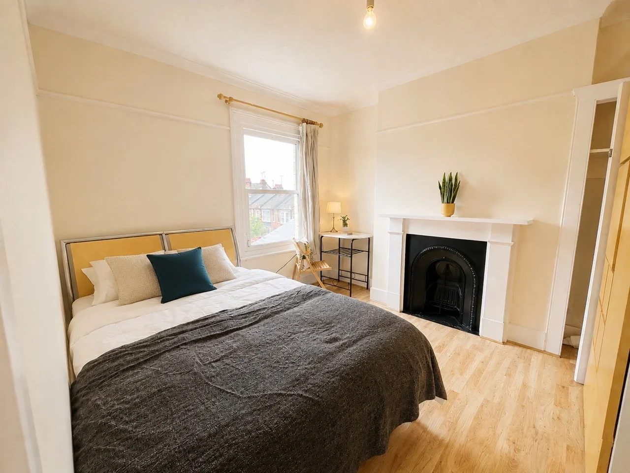 Room Evelyn Street in Greater London