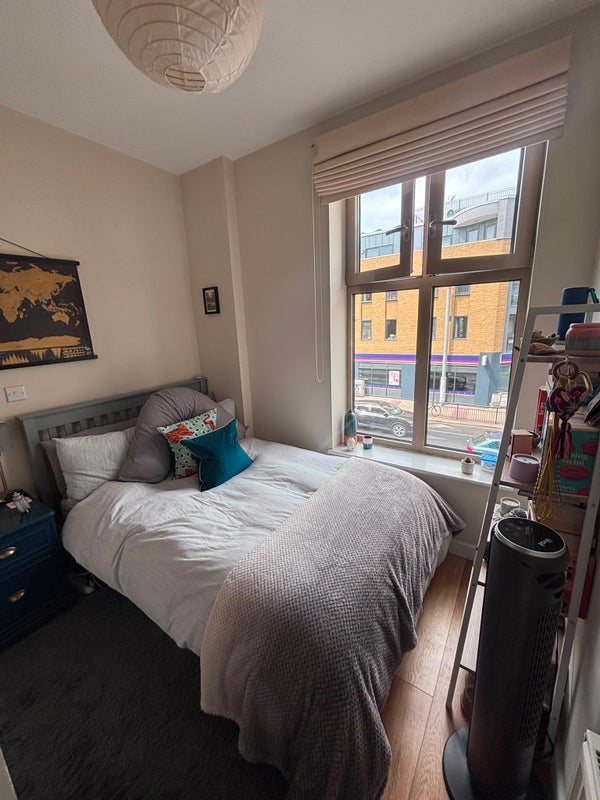Room Saint John's Hill in Greater London