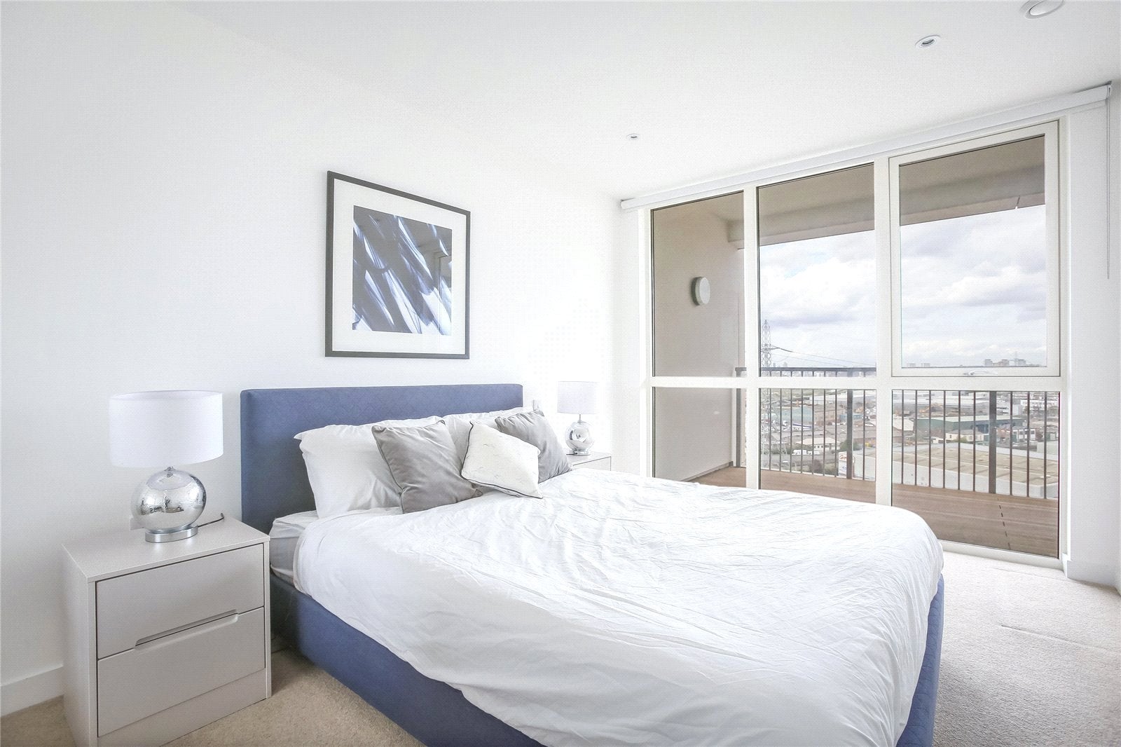 Flat Newby Place in Greater London