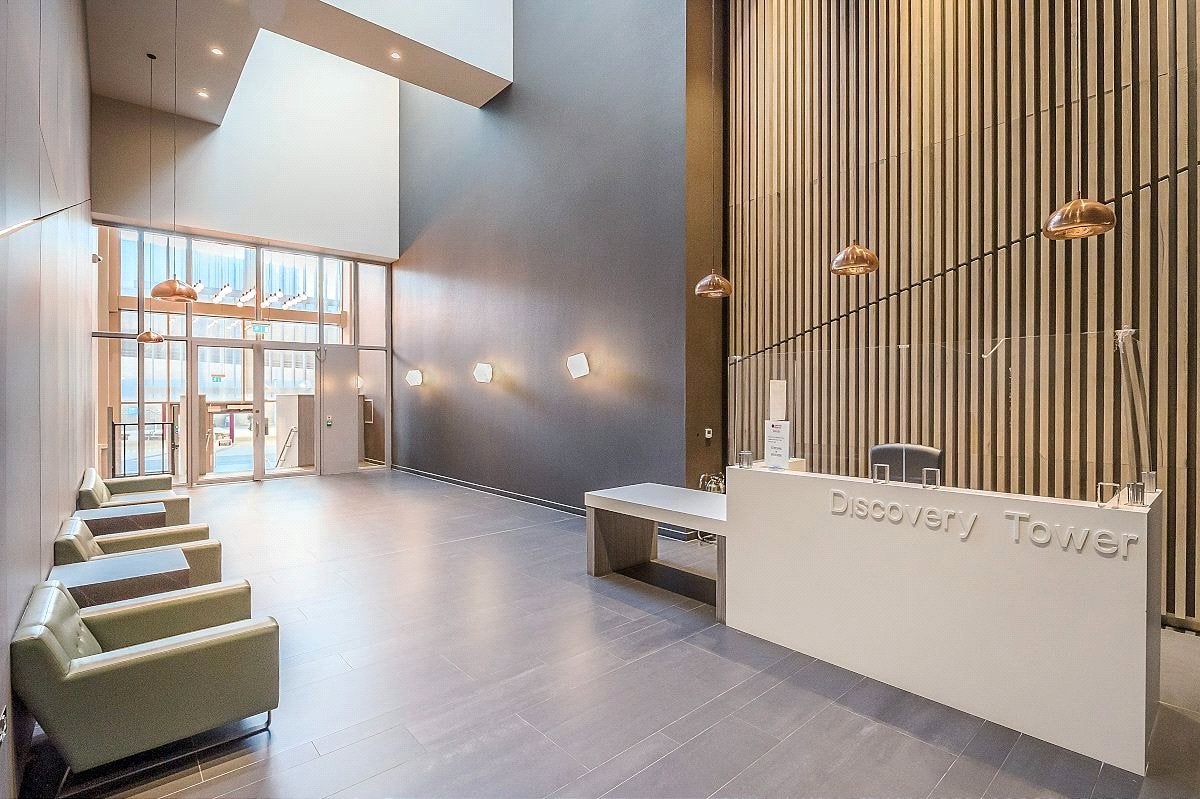 Flat Newby Place in Greater London