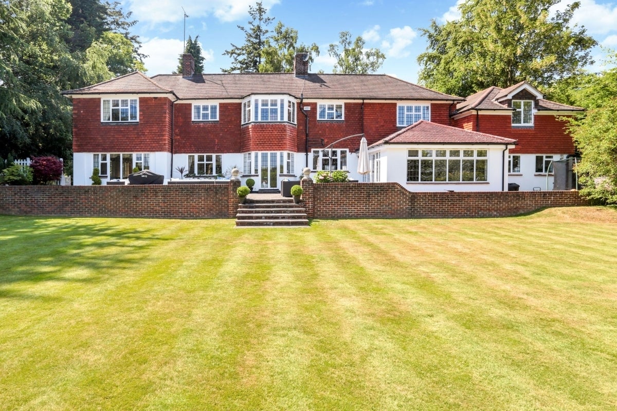 House Chart Lane in Sevenoaks