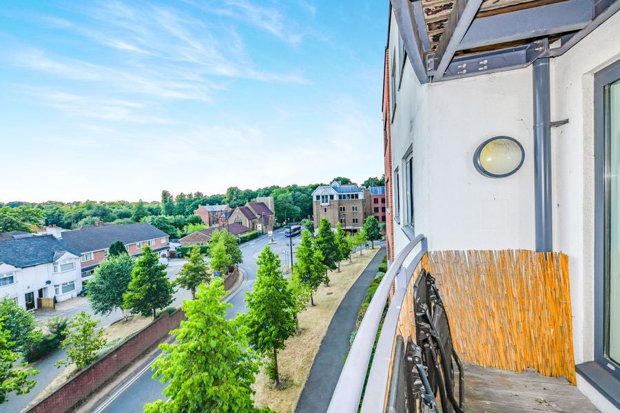 Flat Charles Street in Surrey Heath