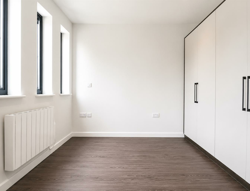 Flat Cowley Road in Greater London