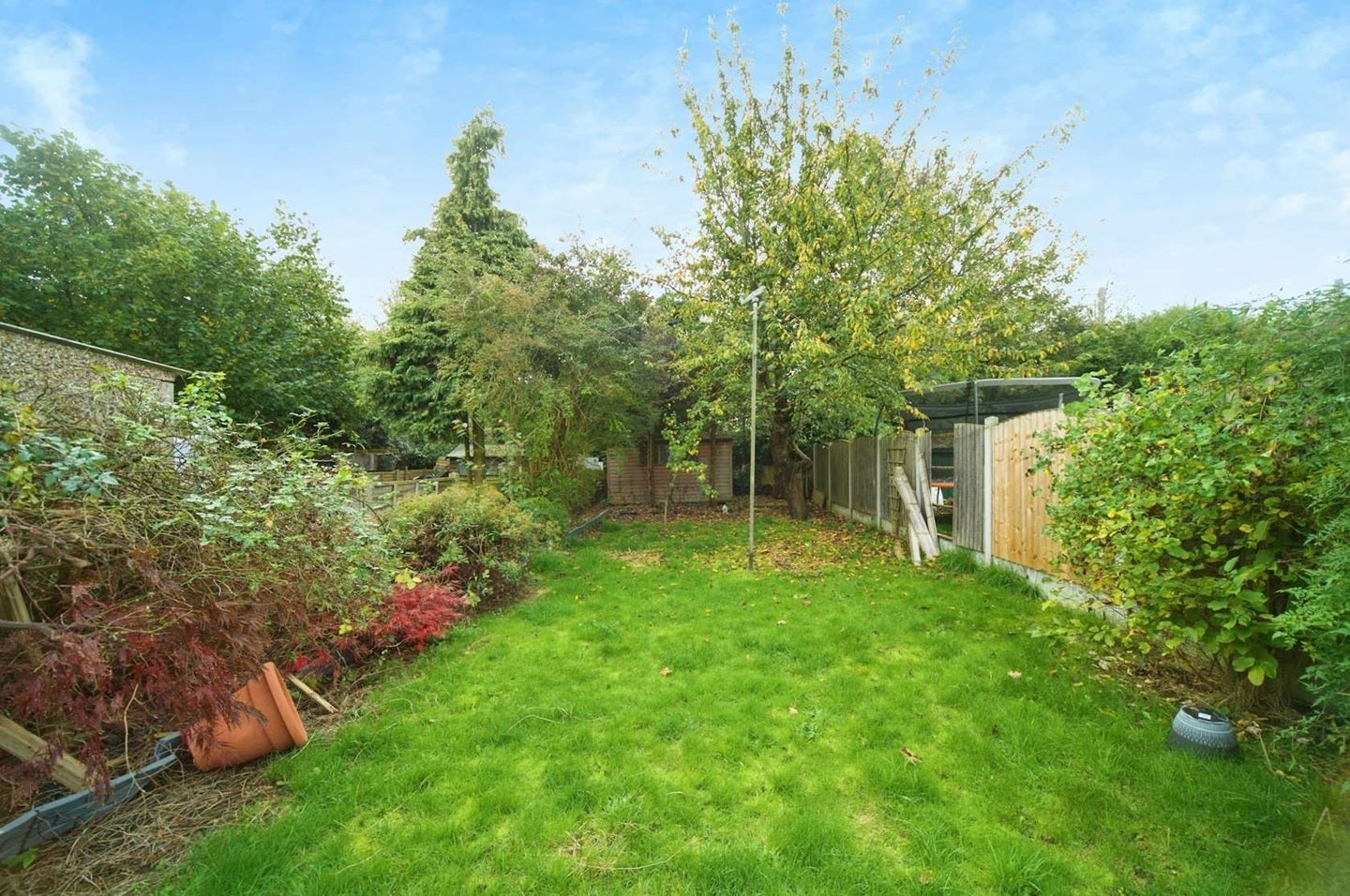 Room Bridport Avenue in Greater London