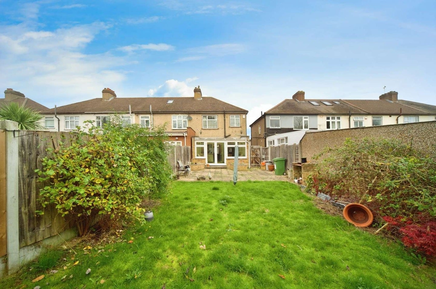 Room Bridport Avenue in Greater London