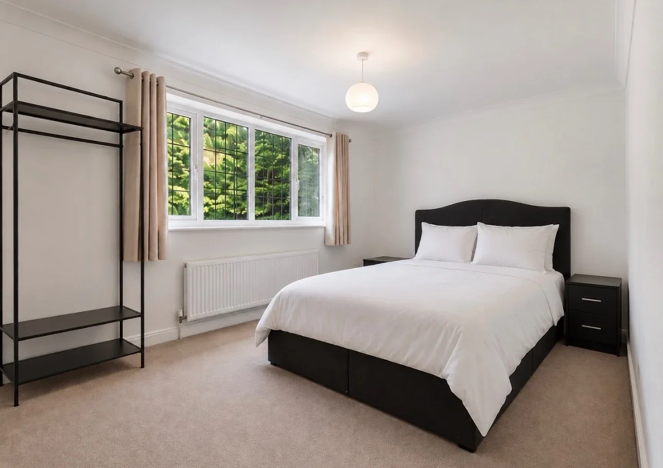Room Wrotham Road in Gravesham