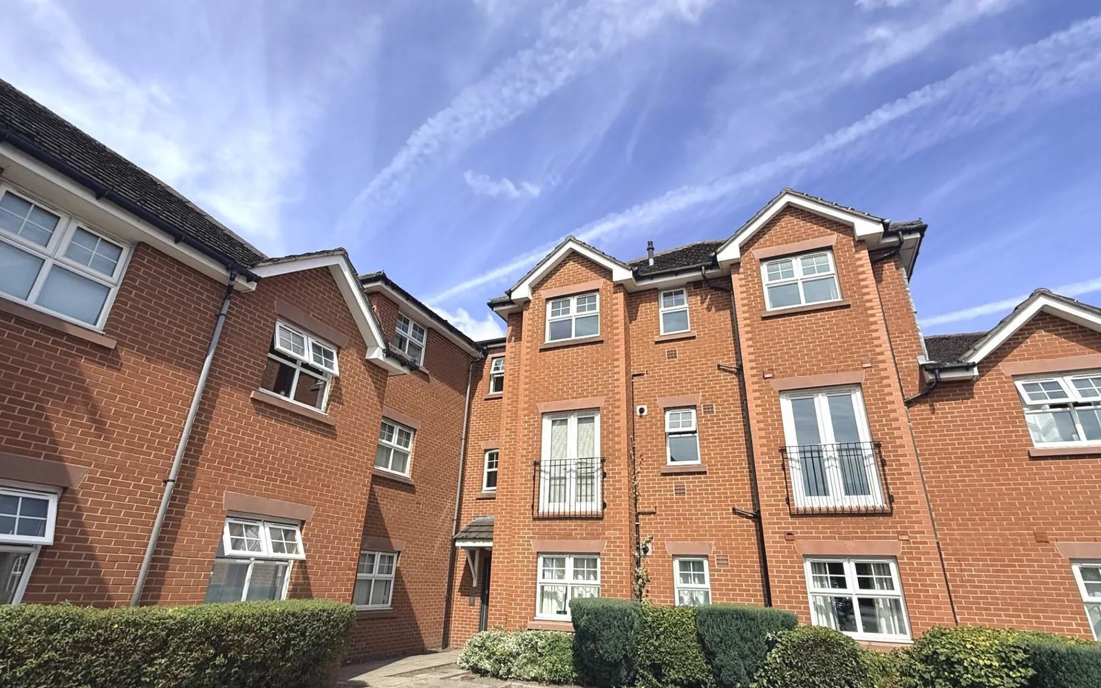 Flat Kingsway South in Warrington