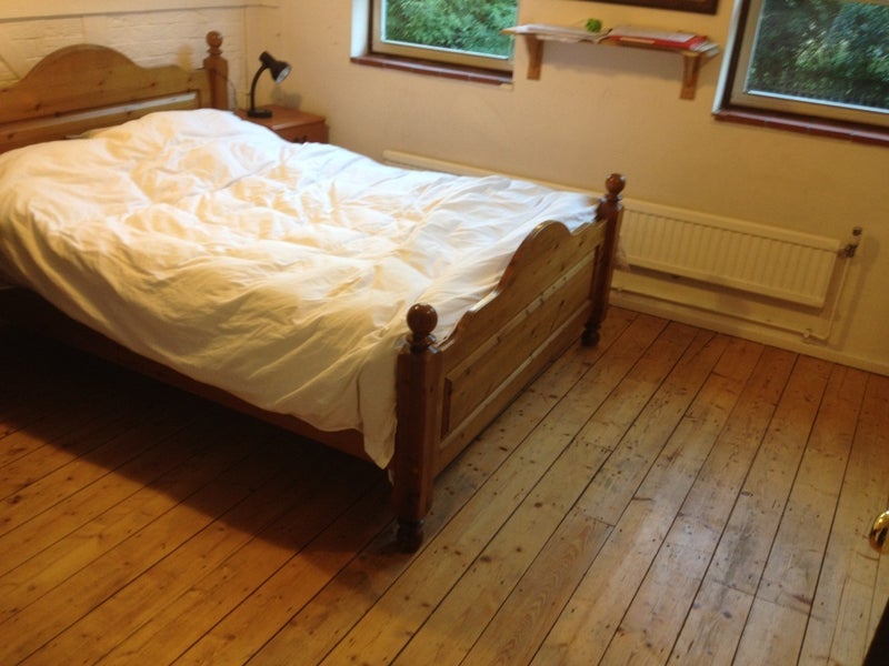 Room Highbury Station Road in Greater London