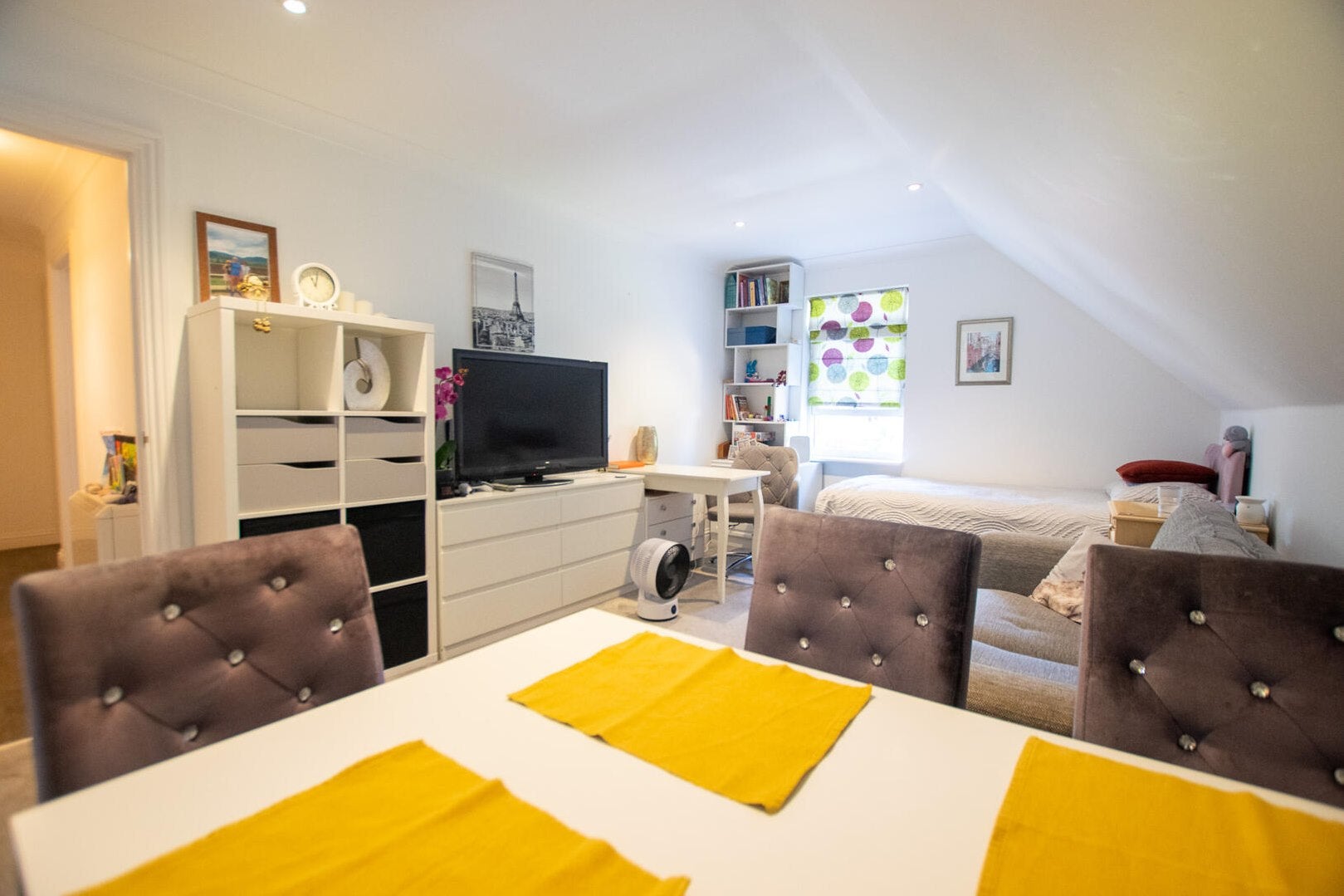 Flat New Town in Wealden