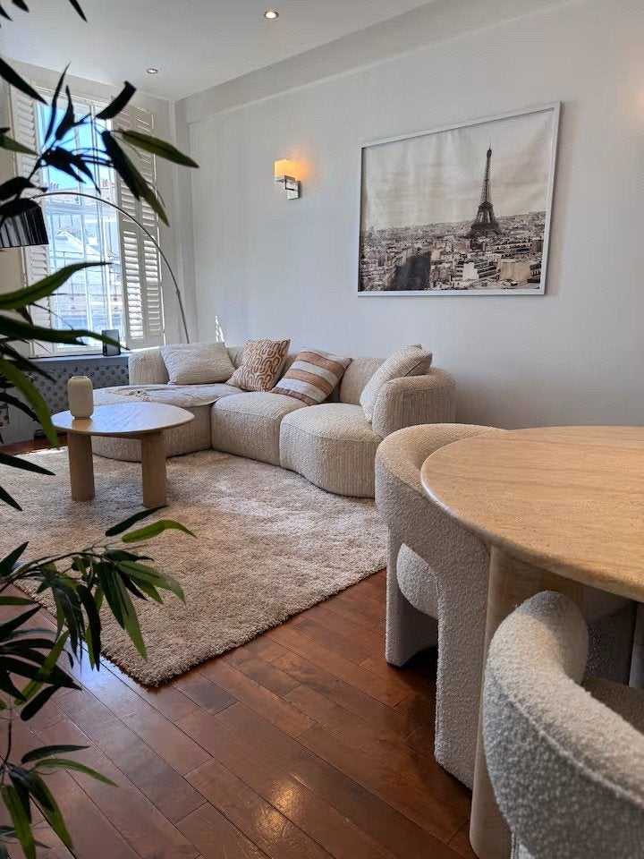Flat Brompton Road in Greater London