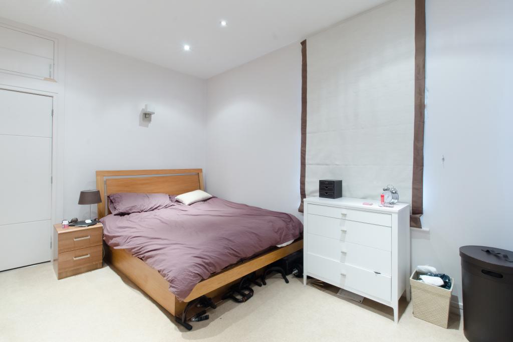 Flat Brompton Road in Greater London
