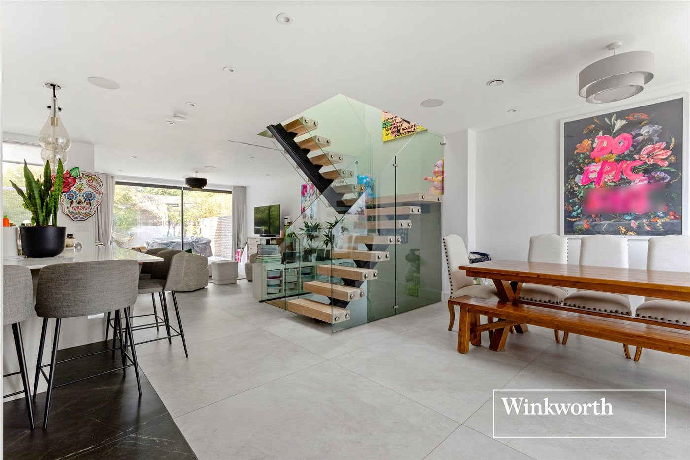 House Gulliver Place in Greater London