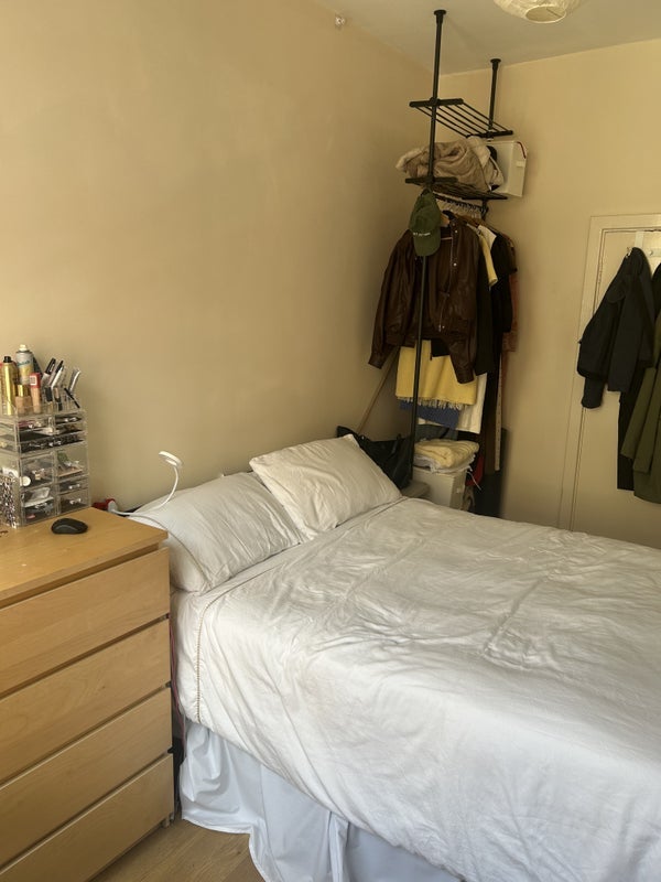 Room Walworth Road in Greater London