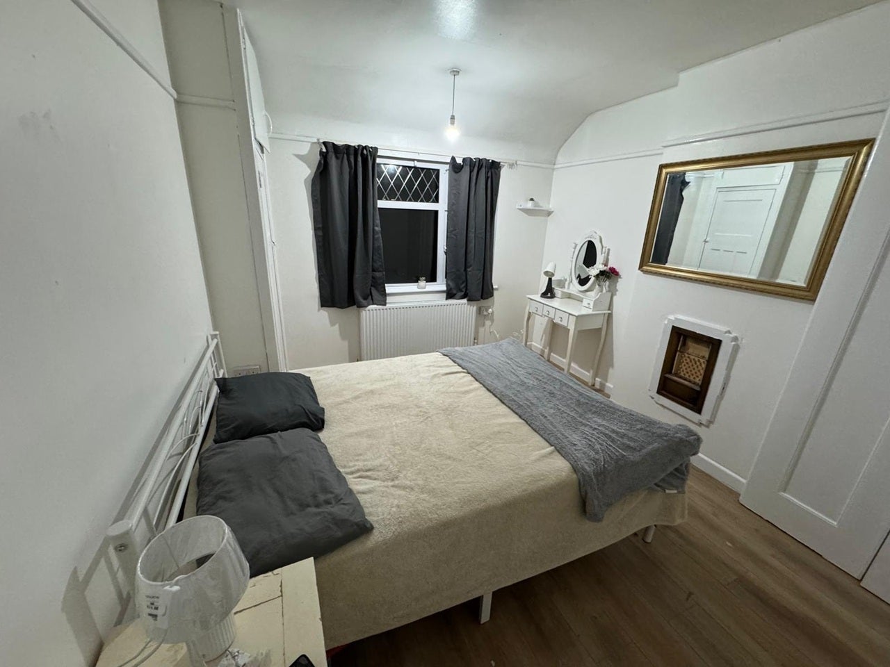 Room Welbeck Road in Greater London