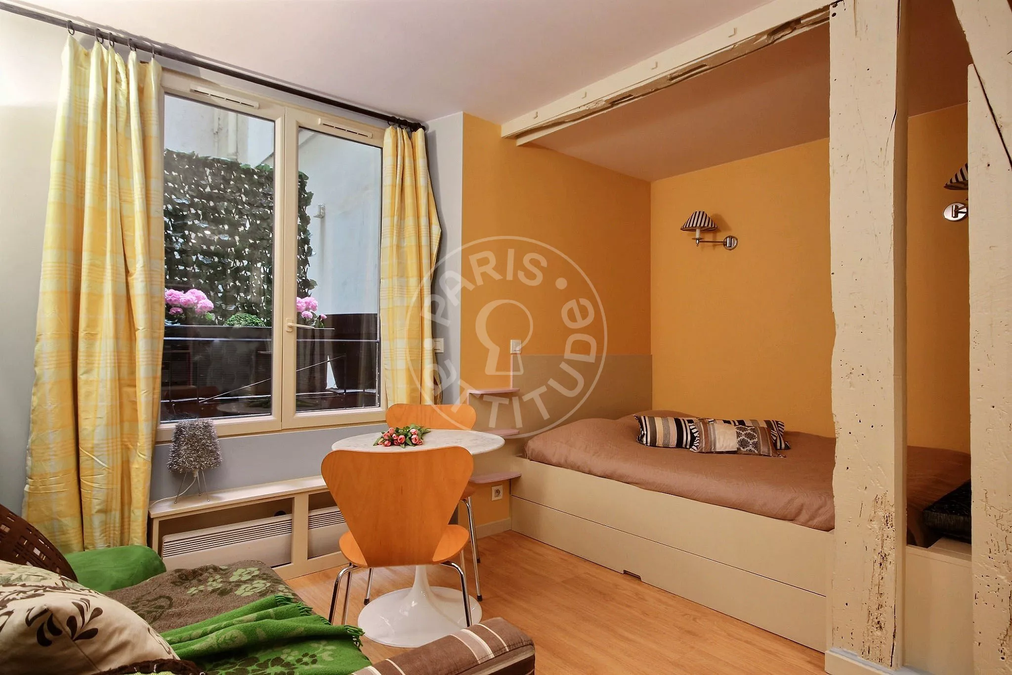 Flat Rue de la Cossonnerie in Paris